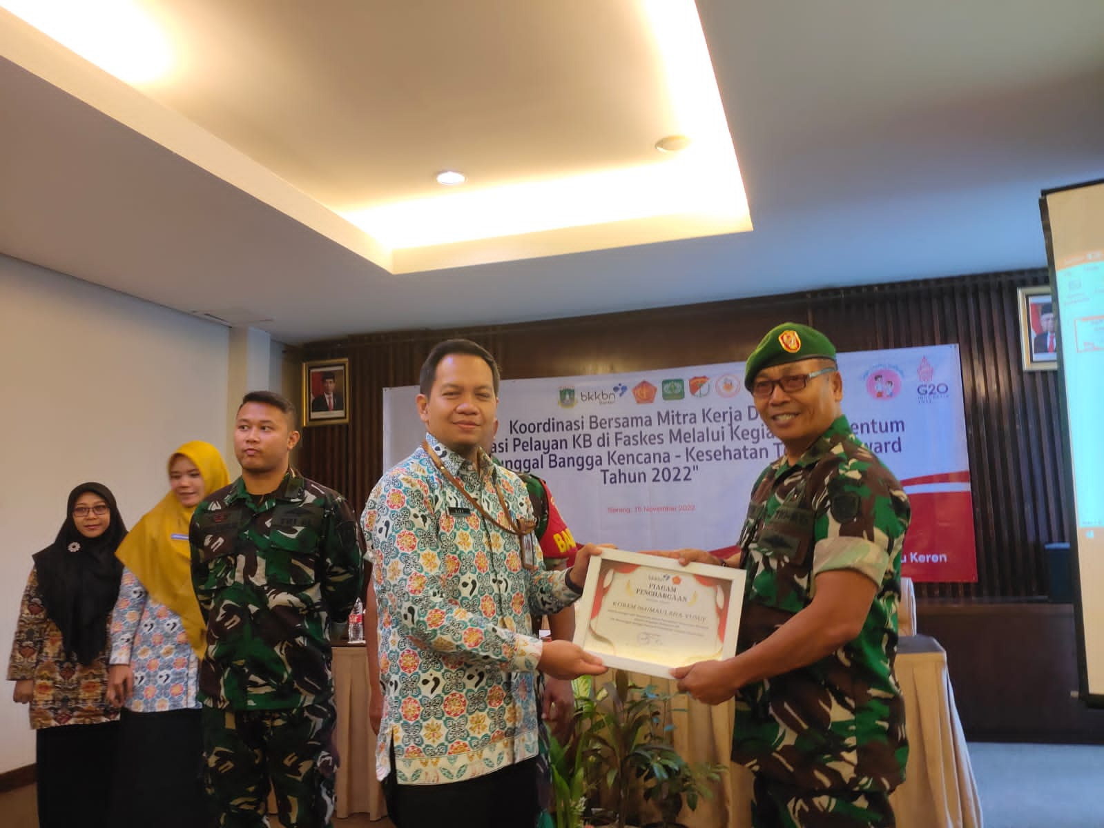 Korem 064/ MY Raih Penghargaan Sebagai Korem Terbaik dari BKKBN pusat