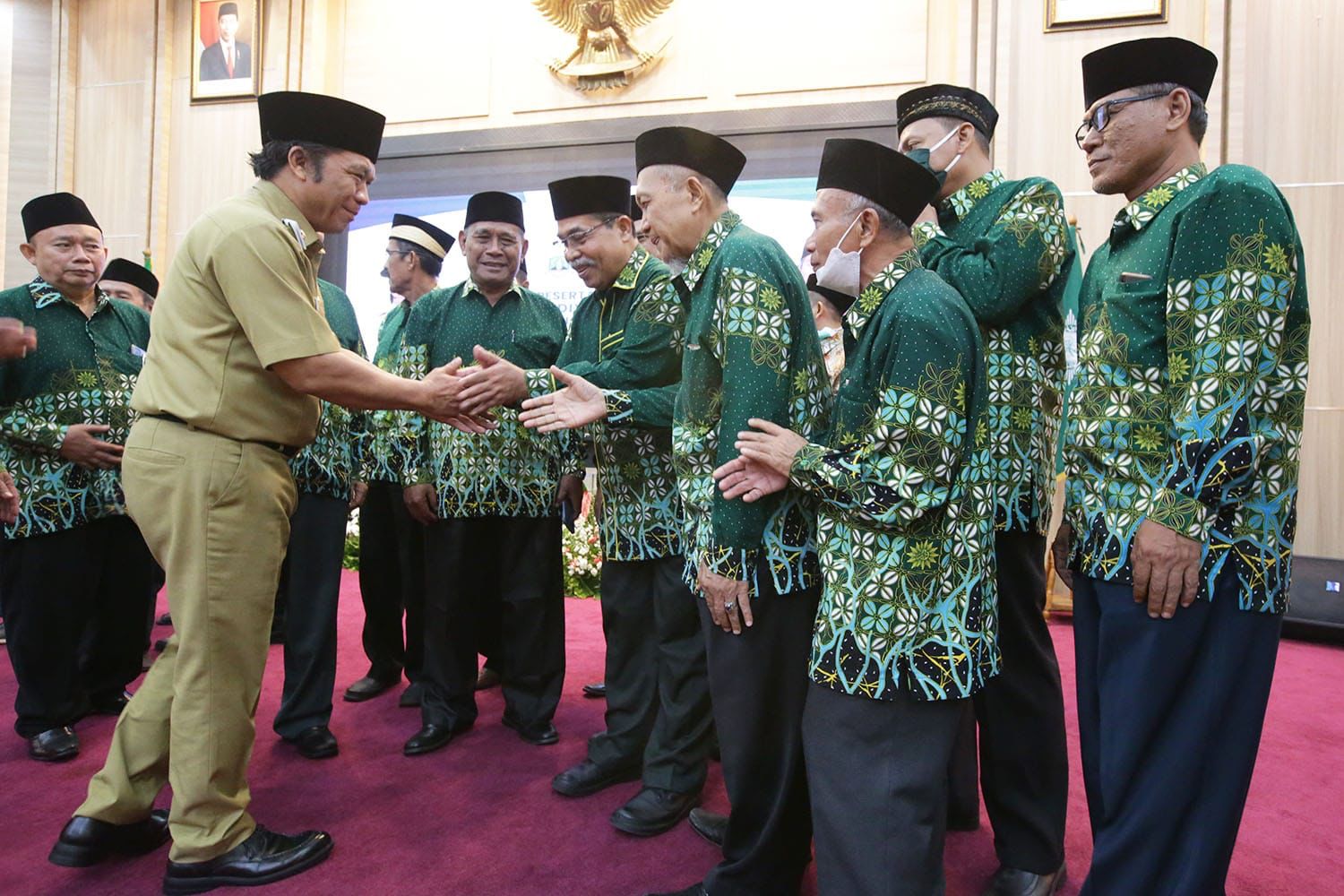 PJ Gubernur Al Muktabar Lepas Utusan Muktamar dan Tanwir Muhammadiyah Provinsi Banten