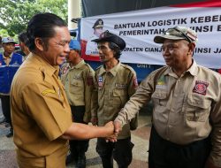 PJ Gubernur Al Muktabar Memberangkatkan Bantuan Pemprov Banten Untuk Korban Bencana Gempa Cianjur