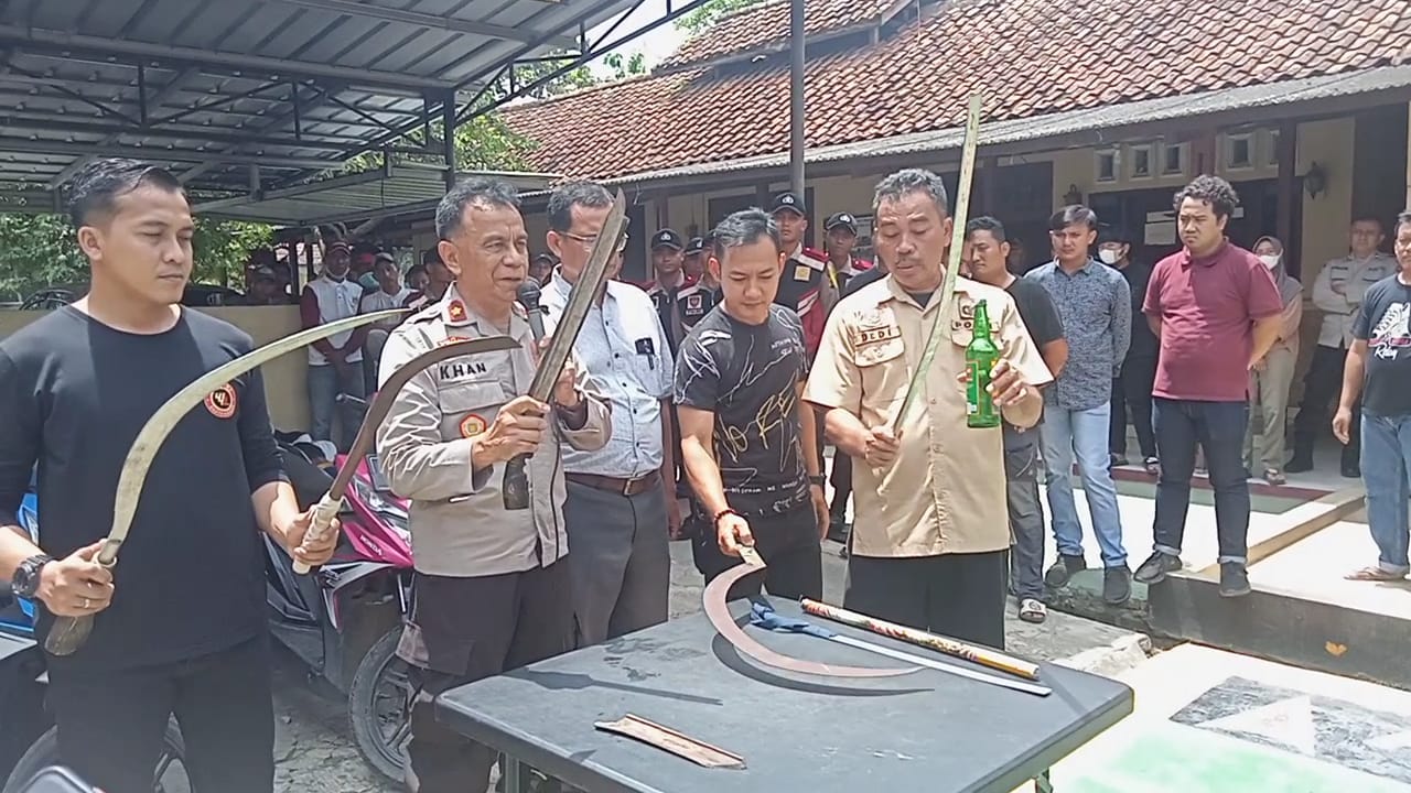 Viral video Tawuran Pelajar, Polsek Ciruas Polres Serang Amankan Senjata Tajam