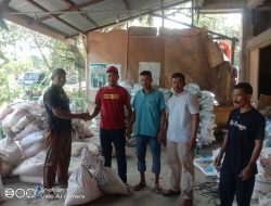 PETANI GAMPONG BUKET MEUTUAH – MENDAPATKAN BANTUAN PUPUK