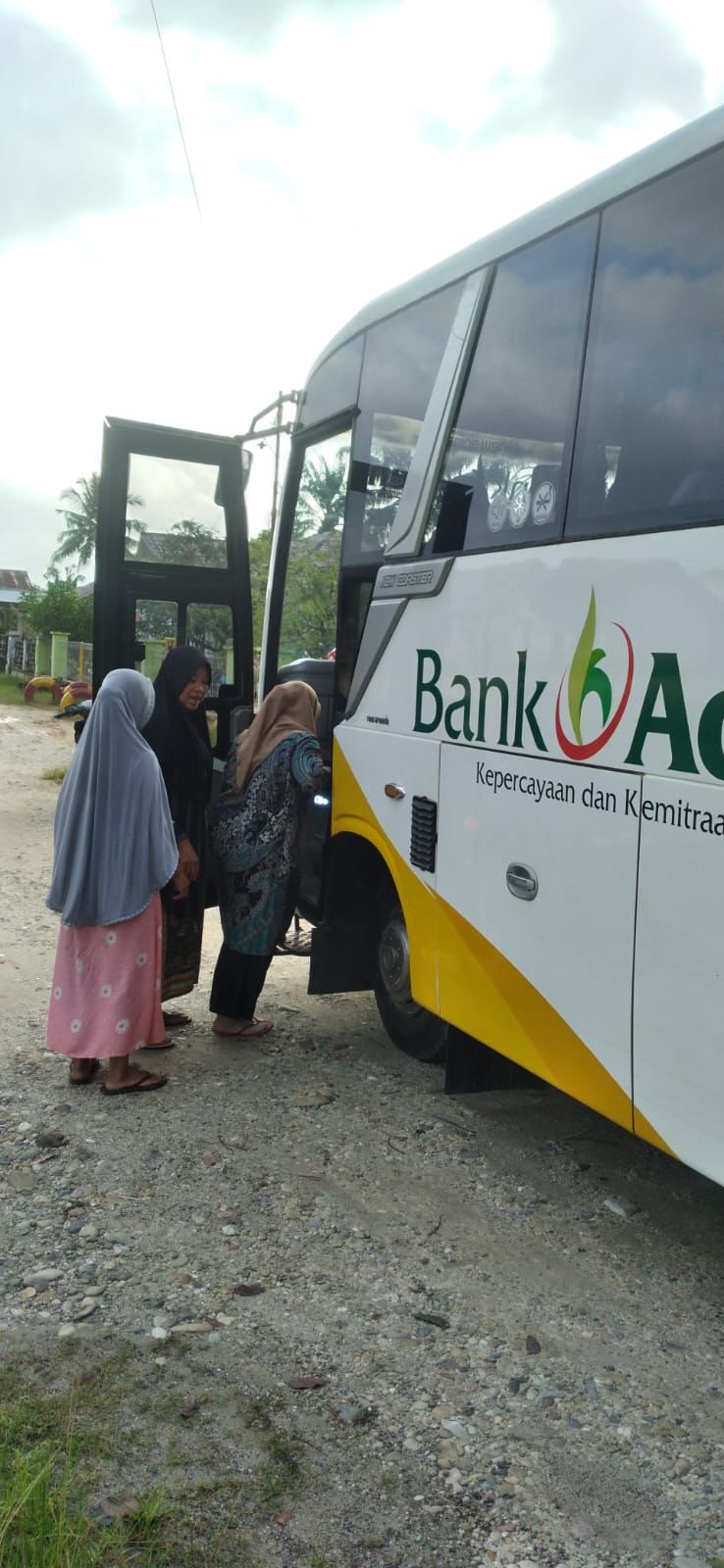 SENIN BESOK PEMKO LANGSA MELALUI DISHUB – AKAN KERAHKAN TIGA UNIT BUS GRATIS DAN SATU UNIT ANGKUTAN LAUT LANGSA PUSONG