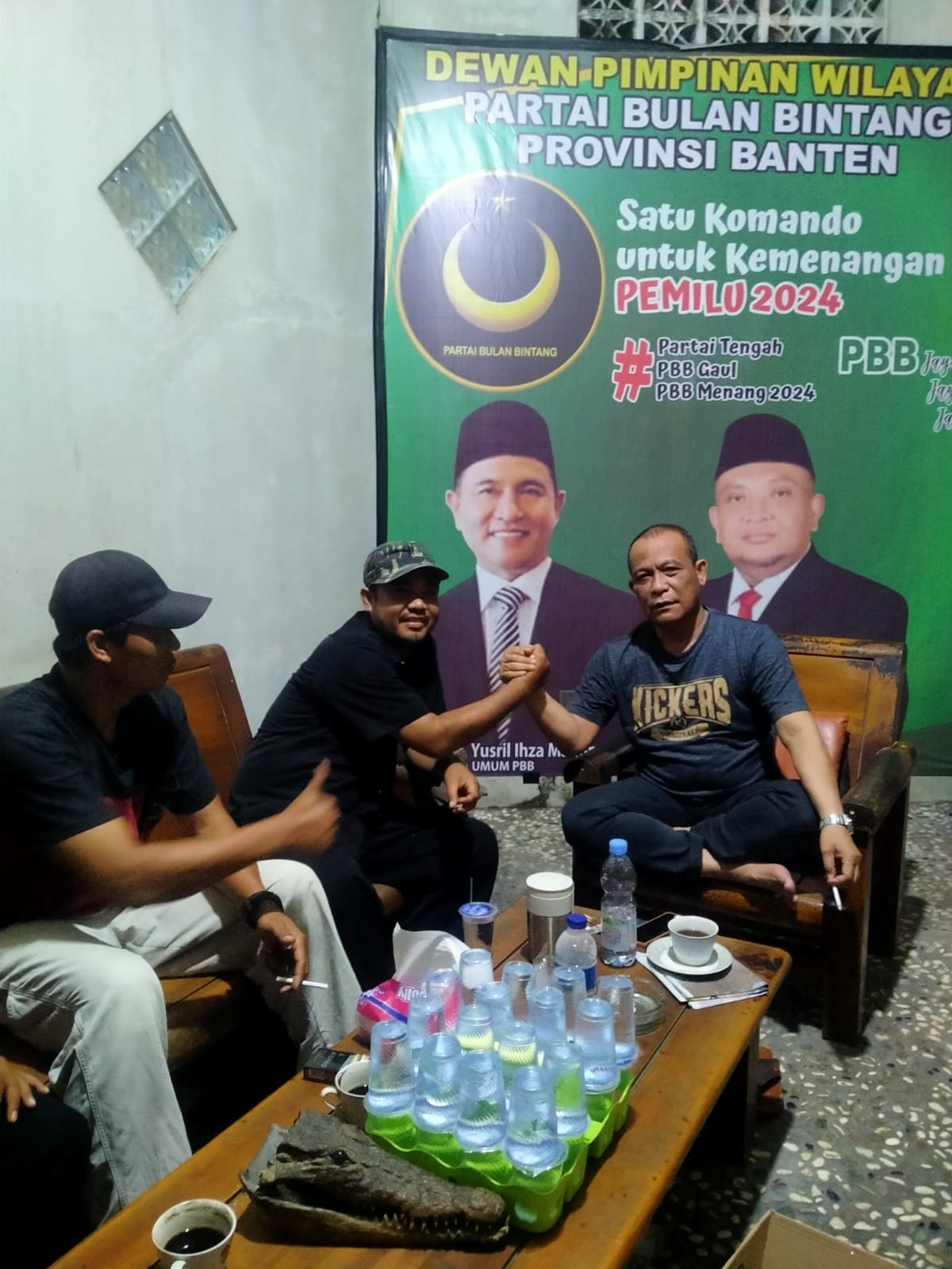 H.SUCIAZHI, SE,  UCAPKAN SELAMAT TERPILIHNYA SILMI SEBAGAI KETUA KWRI, DPC KAB, SERANG PRIODE 2022-2025