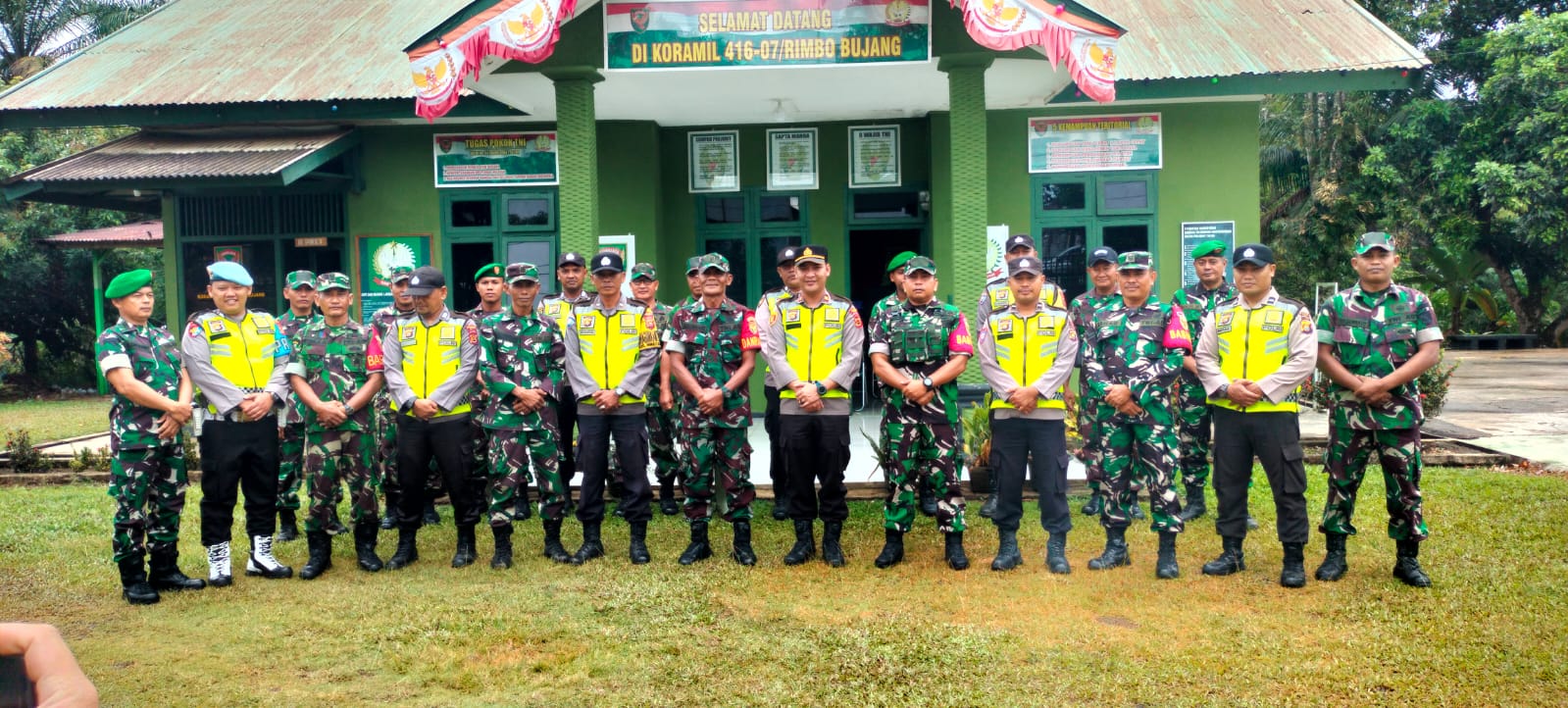 Apel Pagi Bersama Dalam Rangka  Tingkat  Sinergi  TNI/POLRI ,Polsek Rimbo Bujang Dan Koramil  416/07 Rimbo Bujang  Di Makoramil  416/07 Rimbo Bujang