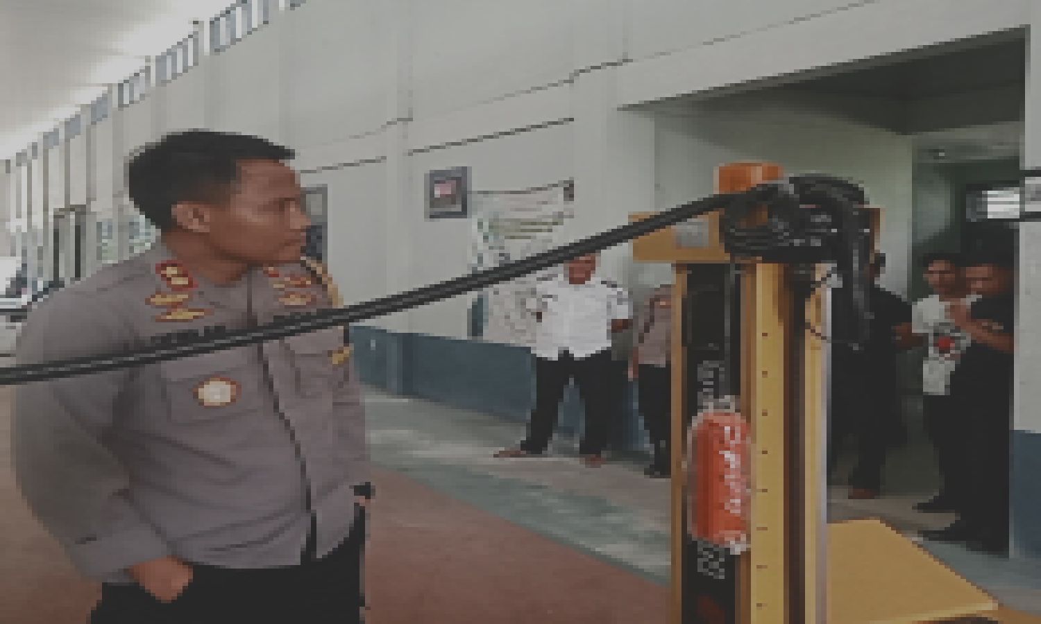 Pastikan Pelayanan Publik Berjalan Dengan Baik, Kapolres Merangin Lakukan Sidak di Beberapa Tempat.