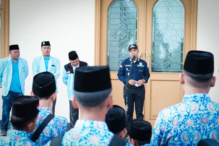 Pj.Bupati Tebo H.Aspan ST Melepas Secara Resmi  Peserta Festival  anak Sholeh Indonesia (FASI ) Kabupaten Tebo