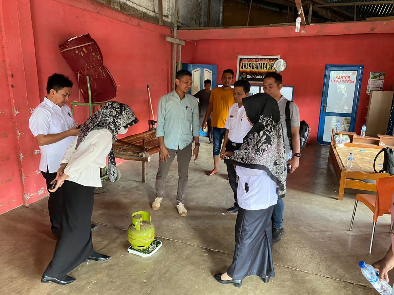 CEGAH KELANGKAAN LPG 3 KG – POLRES PIDIE TINGKATKAN PENGAWASAN DISTRIBUSI