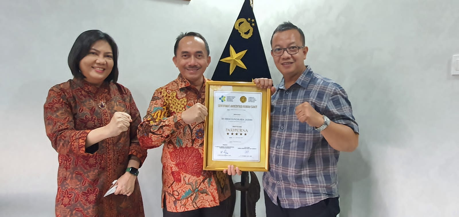 Rumah Sakit Bhayagkara Kepolisian Daerah Jambi Mendapatkan Akreditasi Tingkat Paripurna Oleh Lembaga Akreditasi Rumah  Sakit Indonesia