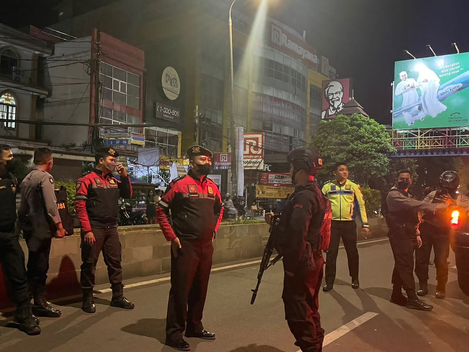 Satbrimob Polda Banten Lakukan Patroli Gabungan