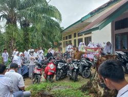 KUNJUNGI SEKOLAH –  KAPOLSEK SULTAN DAULAT BERIKAN SOSIALISASI DAN PENERTIBAN KNALPOT BRONG