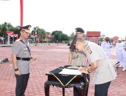 Bertempat Di Lapangan Upacara SPN Polda Jambi,Irjen Pol Rusdi Hartono Memimpin Upacara Penutupan  Pendidikan  Pembentukan Dan Pelantikan  Serta Pengambilan Sumpah Siswa Bintara Polri Gelombang II T.A. 2022