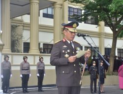 Melalui peringatan hari ibu,Diharap seluruh pemangku kepentingan untuk mendukung lima arahan Presiden .