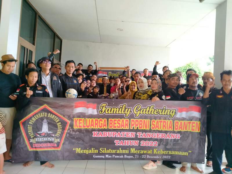 Pengurus DPC ormas PPBNI Satria Banten bersama seluruh anggota, menggelar Gathering