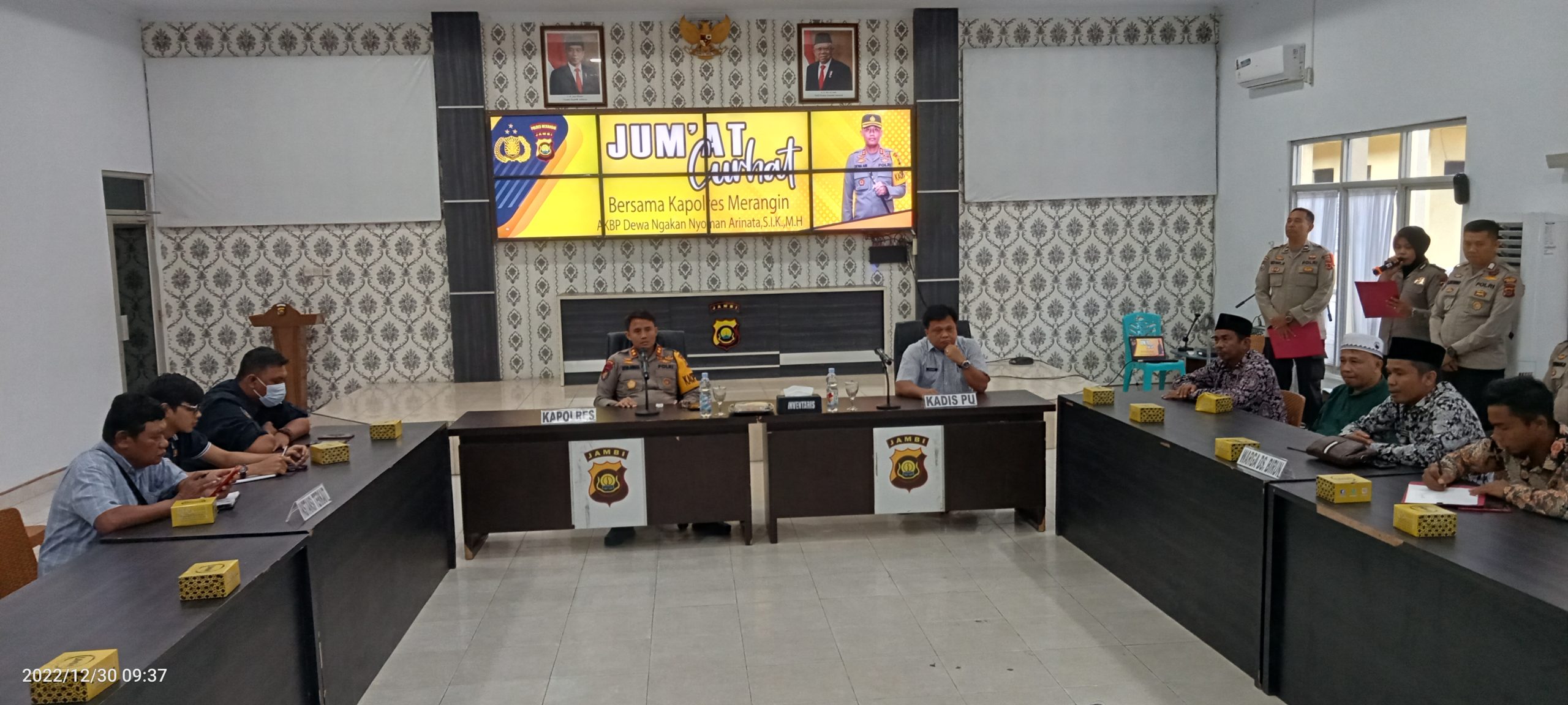 Melalui Program Jum’at Curhat Kapolres Merangin Dengar Keluhan Masyarakat