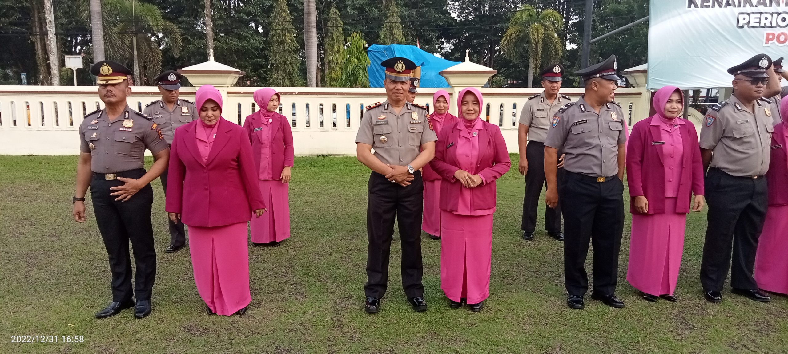 Upacara Kenaikan Pangkat Setingkat,Kapolres Apresiasi Kinerja Personil Polres Merangin.