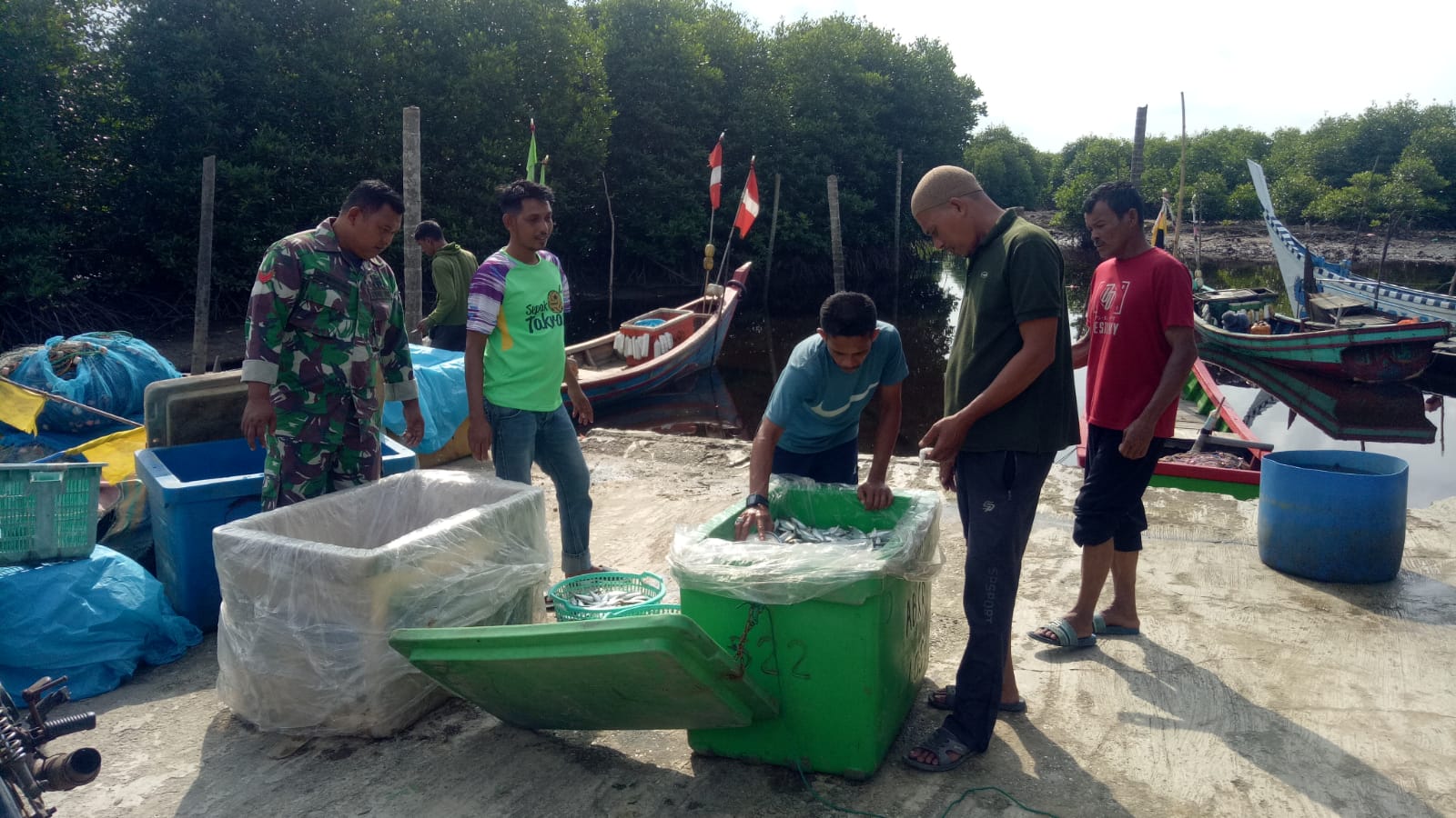 ANJANGSANA BABINSA KORAMIL 04/PEUREULAK : SEMOGA AWAL TAHUN 2023 WARGA NELAYAN BINAANNYA LEBIH MAKMUR DAN SEJAHTERA