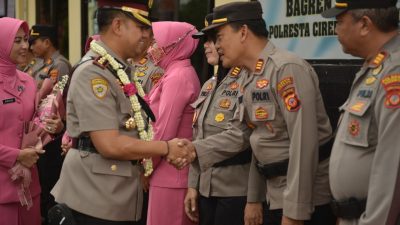 Kapolresta Cirebon Pimpin Pelantikan Wakapolresta Cirebon