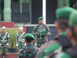 UPACARA PERDANA 17 AN : PRAJURIT KODIM ABDYA TERIMA PERINTAH HARIAN PANGLIMA TNI