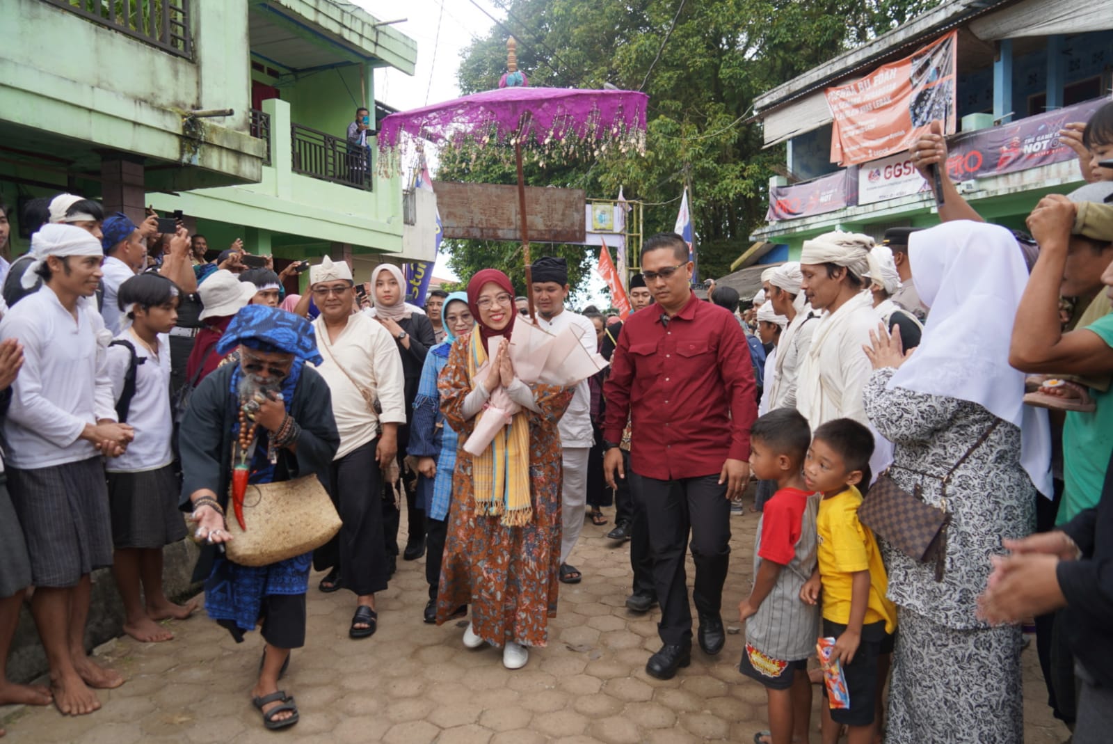 Danrem 064/MY Dan Ketua Persit KCK Koorcabrem 064 Sambut Kunjungan Ketum Persit KCK Di Suku Adat Baduy*