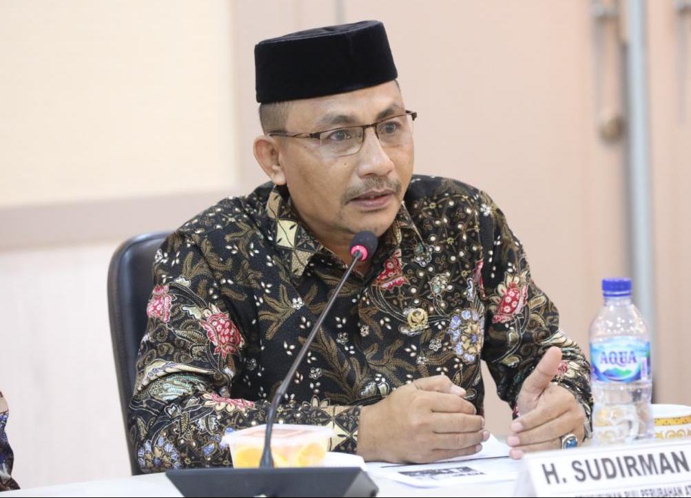 HAJI UMA  :  KECAM PEMBAKAR AL QUR’AN SWEDIA – MINTA PEMERINTAH INDONESIA PANGGIL DUBES SWEDIA