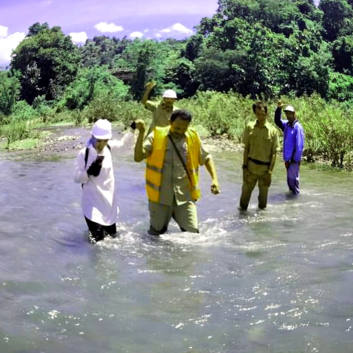 TERIMA LAPORAN PSDA : KS SUMBAWA DAN NTB TINJAU IRIGASI LONGSOR JEREWEH