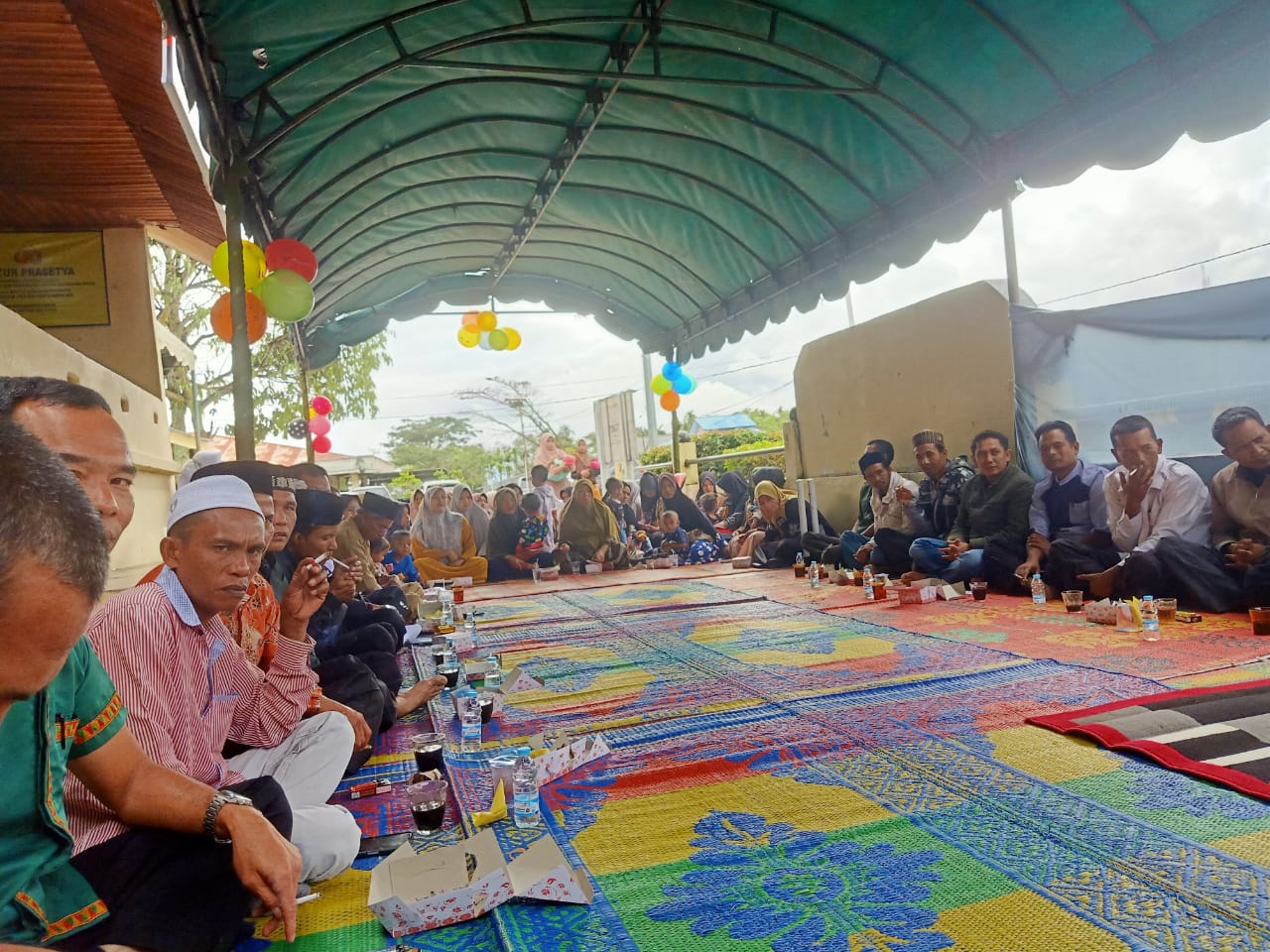 KAPOLRES GAYO LUES JUMA’AT CURHAT CERAK-CERAK URUM SARINEN : DIPOSPOL BLANG JERANGO DA PEMBEIAN BANTUAN TURUNKAN ANGKA STUNTING