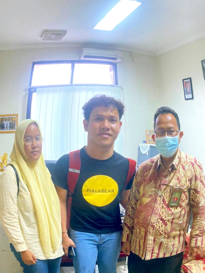 OKNUM HAKIM TIGA RAKSA JAKARTA : TELANTARKAN ANAK KANDUNG DEMI ISTERI MUDA