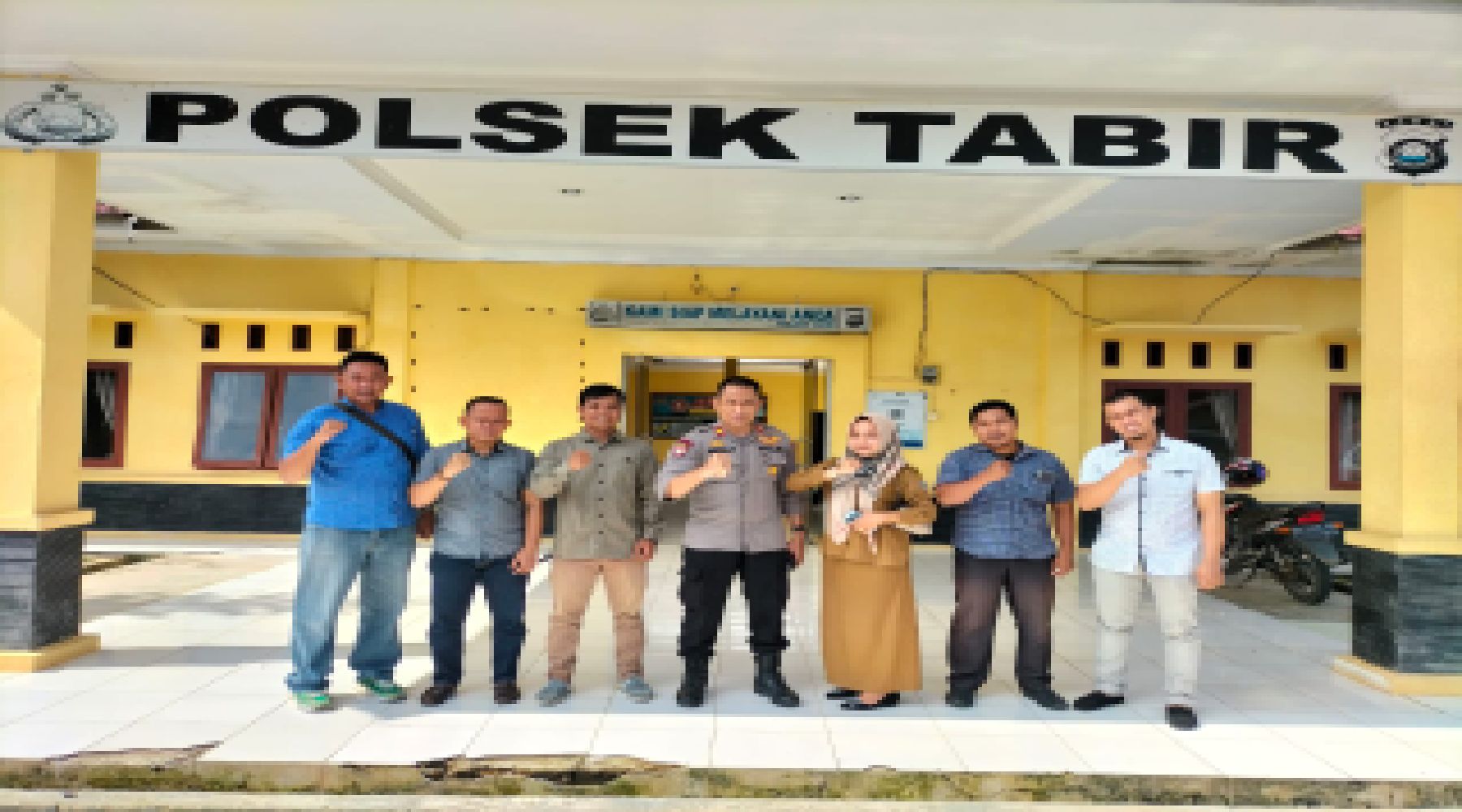 Polsek Tabir Terima Kunjungan PPK Kecamatan Tabir dalam Rangka Koordinasi dan Persiapan Pemilu 2024.