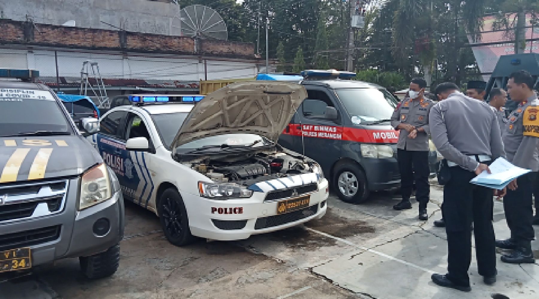 Polres Merangin Laksanakan Pemeriksaan Rutin kendaraan Operasiol Dinas dan Kendaraan Pull Personil