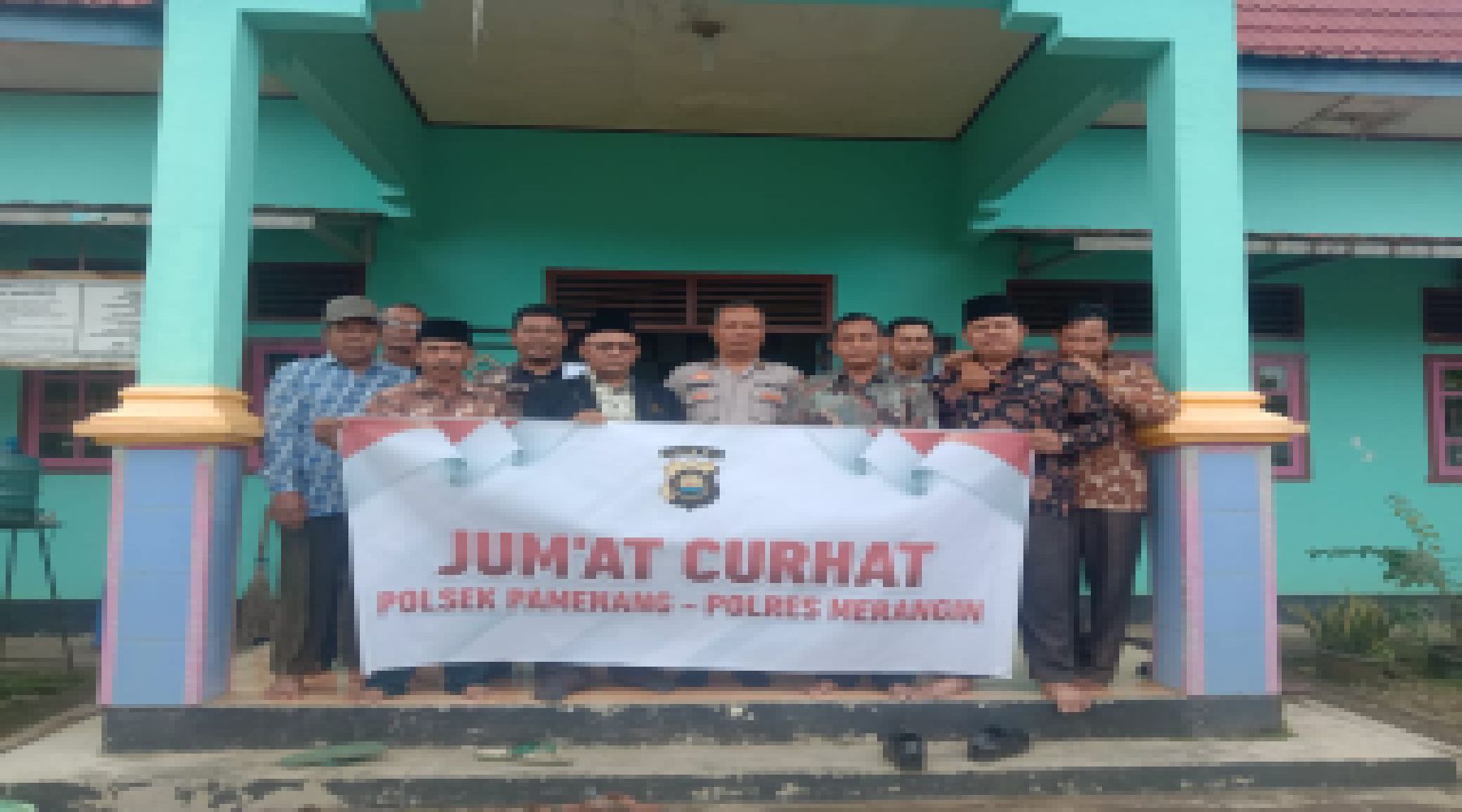 Polsek Pamenang   ,Laksanakan Jum’at curhat Masyarakat Desa Tanah Abang