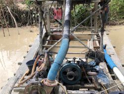 Tim Sultan Satreskrim Polres Tebo Ketua Tim Ipda Simbolon Strk Telah Mengamankan PETI Lokasi Aliran Anak sungai Perkebunan Karet Desa Sumber Agung Kec Rimbo Ilir Kab.Tebo