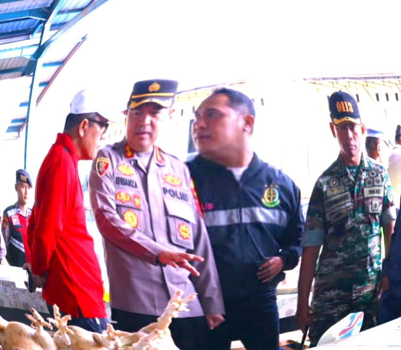 KAPOLRES GAYO LUES JUM’AT CURHAT : DIPAJAK TERPADU BLANG KEJEREN – CEK HARGA BAHAN SEMBAKO