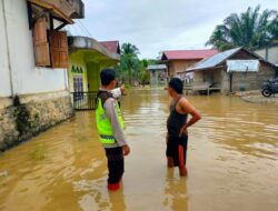 Polsek Tabir Siaga, Antisipasi Debit Air dari Intensitas Hujan Meningkat.