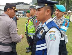 Asisten I Bersama Waka Polres Laksanakan Apel Gelar Pasukan Ops Keselamatan di Polres Merangin