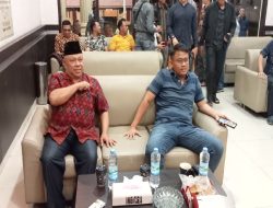 Delapan Kiasan Yang Harus di Laksanakan Bagi Seorang Pemimpin,guna memberi cerminan pendidikan Kepemimpinan di tengah Masyarakat.