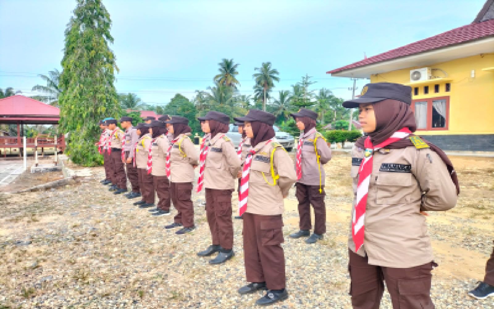 Saka Bhayangkara Polsek Tabir Laksanakan Kegiatan Materi ” Krida Tibmas “