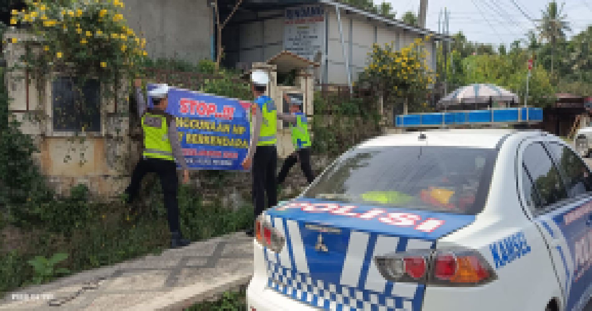 Satlantas Polres Merangin Laksanakan Pemasangan Himbauan dan Edukasi pada pengendara Kendaraan