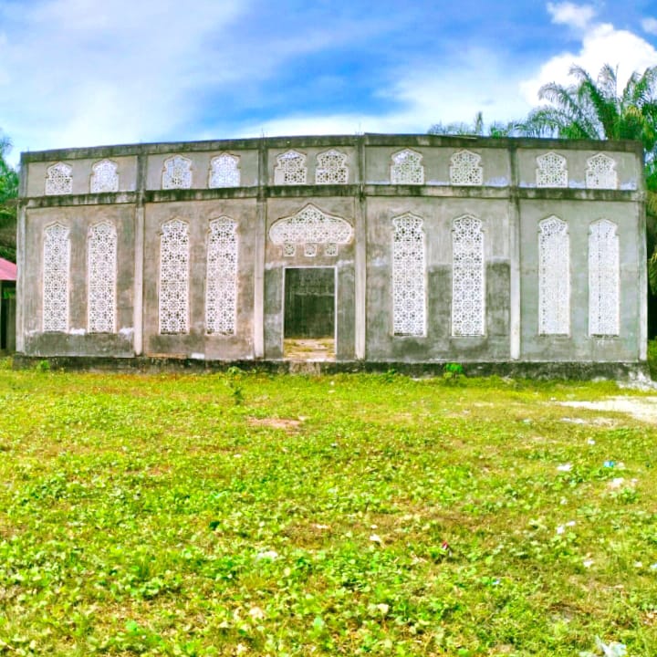 Masjid AT TAUBAH Desa Lae Nipe : Butuh Uluran Tangan Pemerintah – Para Dermawan Dan Kaum Muslimin