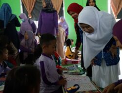 Bunda PAUD Merangin Ajak Anak Bershalawatan Hj Nurhaida Mashuri Buka Gebyar PAUD ke-3 se-Kecamatan Pamenang Selatan