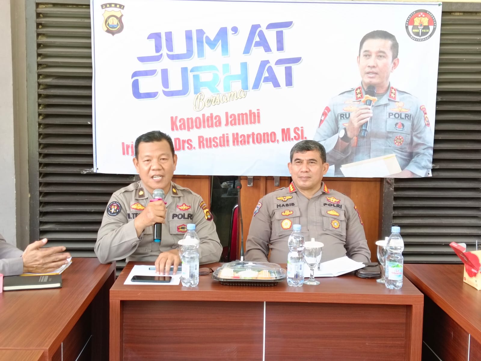 Kapolda Jambi Kembali Melaksanakan Jum,at Curhat,Jum,at Curhat DiPimpin Oleh Dir Bimmas Polda Jambi Kombes Pol Habib Prawira Dilaksanakan Di Kwarda Gerakan Pramuka Jambi