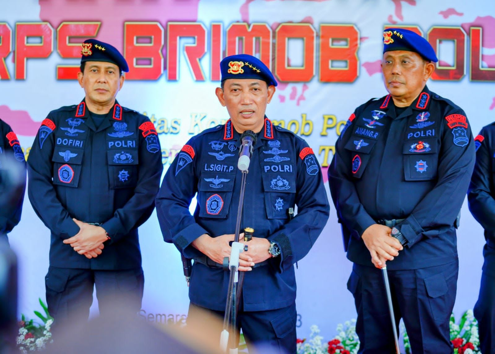 Kapolri Jenderal  Listyo Sigit Prabowo Membuka Rapat Kerja Tehnis  Korps  Brigade Mobile Polri Di Gedung Akpol Semarang