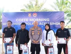 Coffe Morning : Wartawan Dengan Kapolres Aceh Singkil AKBP Iin Maryudi Helman. SIK