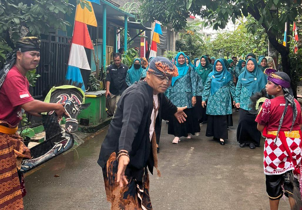 Rombongan TP PKK Merangin Disambut Meriah Studytiru 10 Program Pokok PKK ke Kabupaten Bekasi