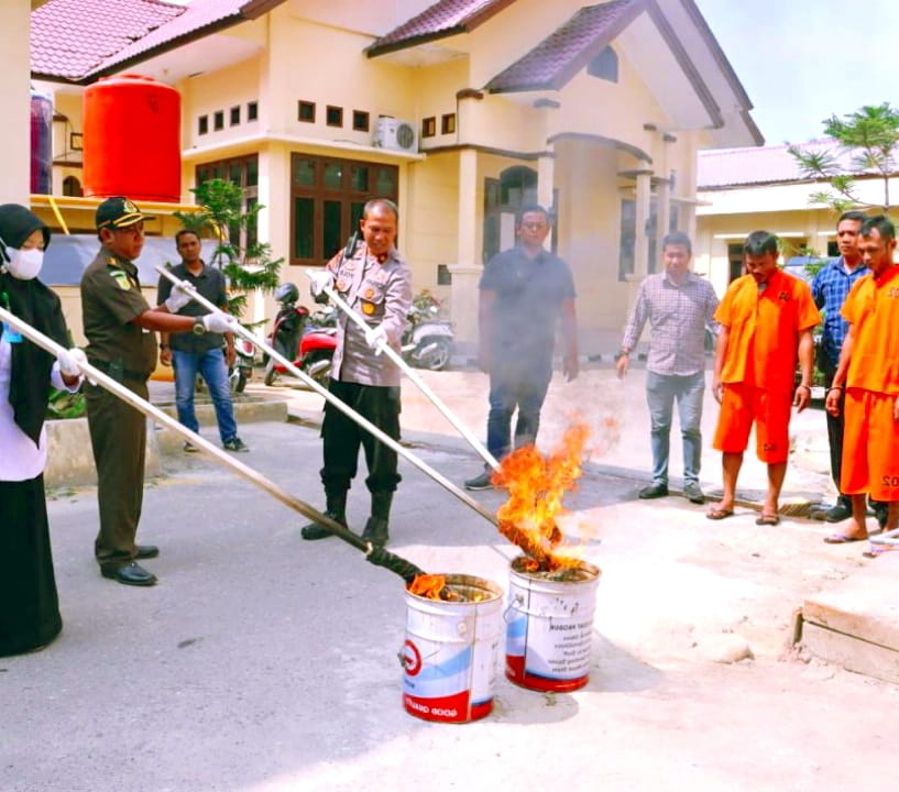 Polres Langsa – Musnahkan Barang Bukti Sabu Dan Ganja