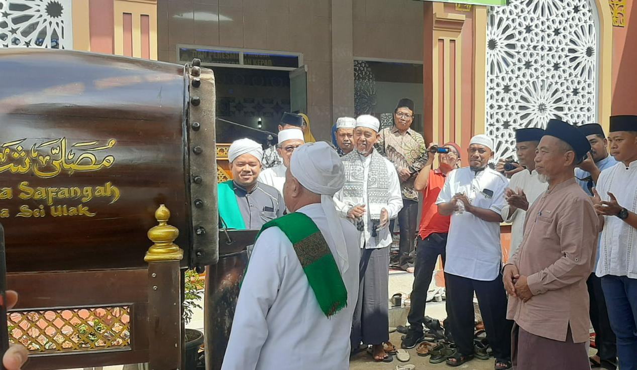 H Mashuri Serahkan Musholla Pribadi ke Warga Setelah Selesai Dibangun dan Diresmikan