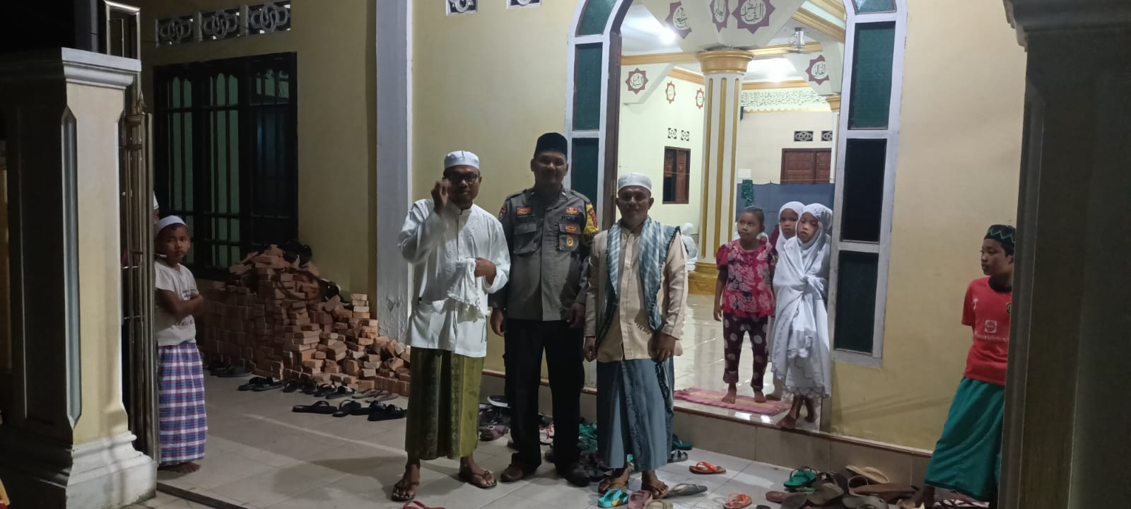 Polsek Tabir Laksanakan PAM Safary Ramadhan Forkofimcam  Tabir di Mesjid AL-IKLAS Pasar Baru Kec.Tabir Kab. Merangin