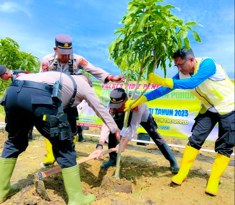 Kapolres Pidie : Hadiri Penanaman Pohon Peringati Hari Air Sedunia