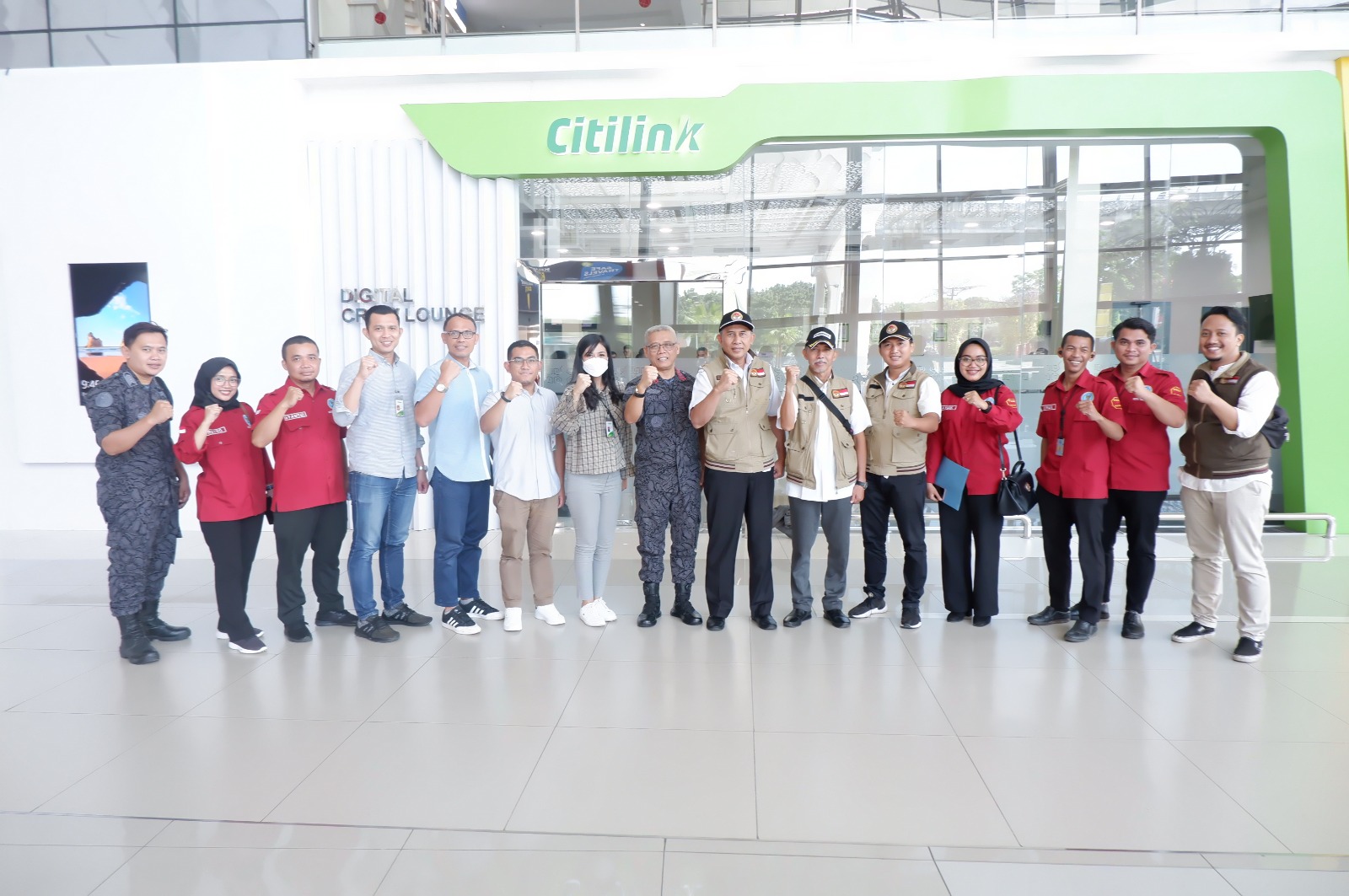 *“Memastikan Rasa Aman dan Nyaman bagi pemudik, BNN Kota Tangerang lakukan tes urine bagi Air Crew di Bandara Soekarno Hatta”*