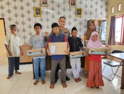 Polsek Tabir serahkan Paket Lebaran pada Anak Yatim di seputaran Mapolsek