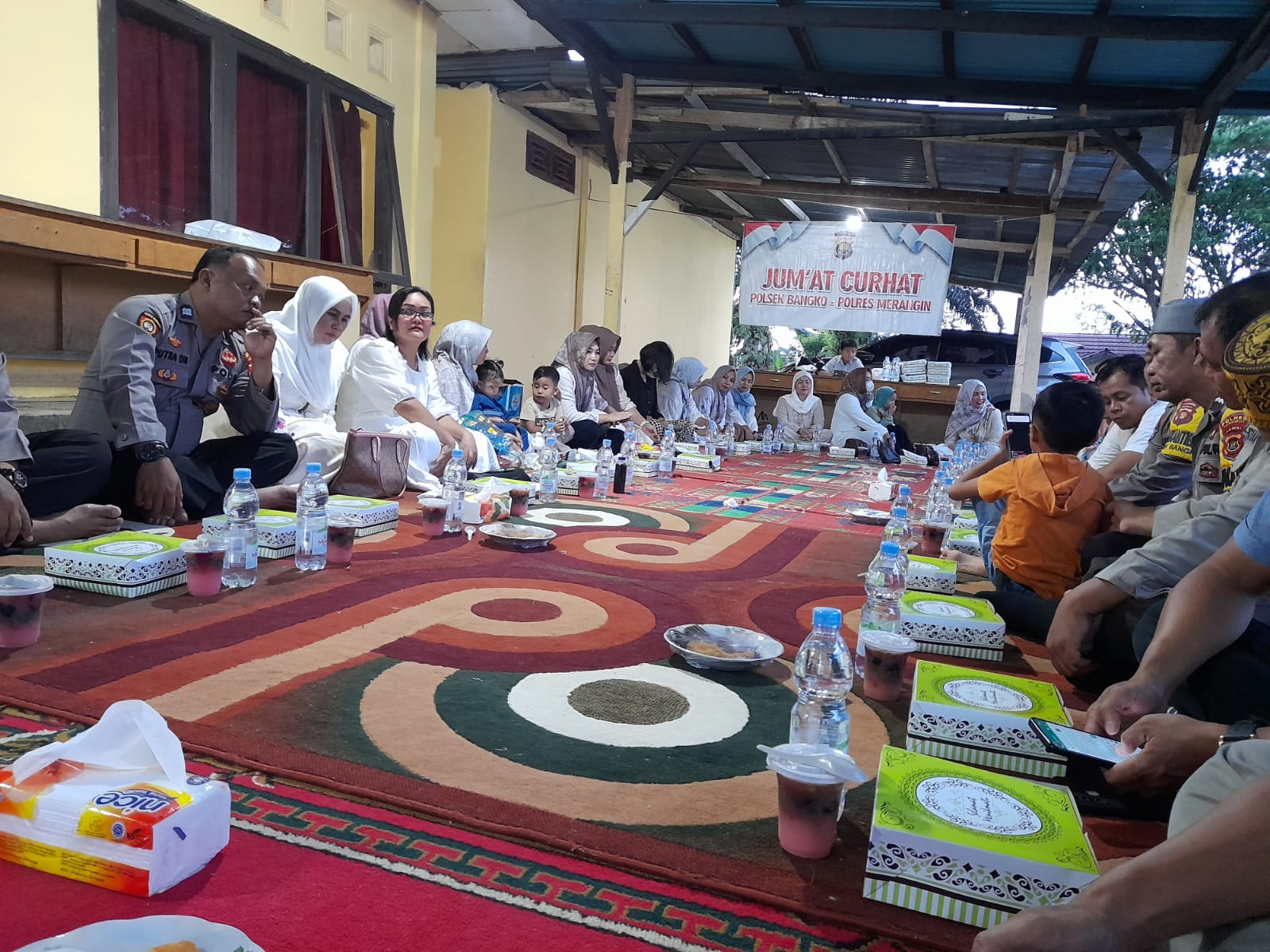 Jum’at Curhat Polsek Bangko Barengi Berbuka bersama Warga Desa Mudo Bangko